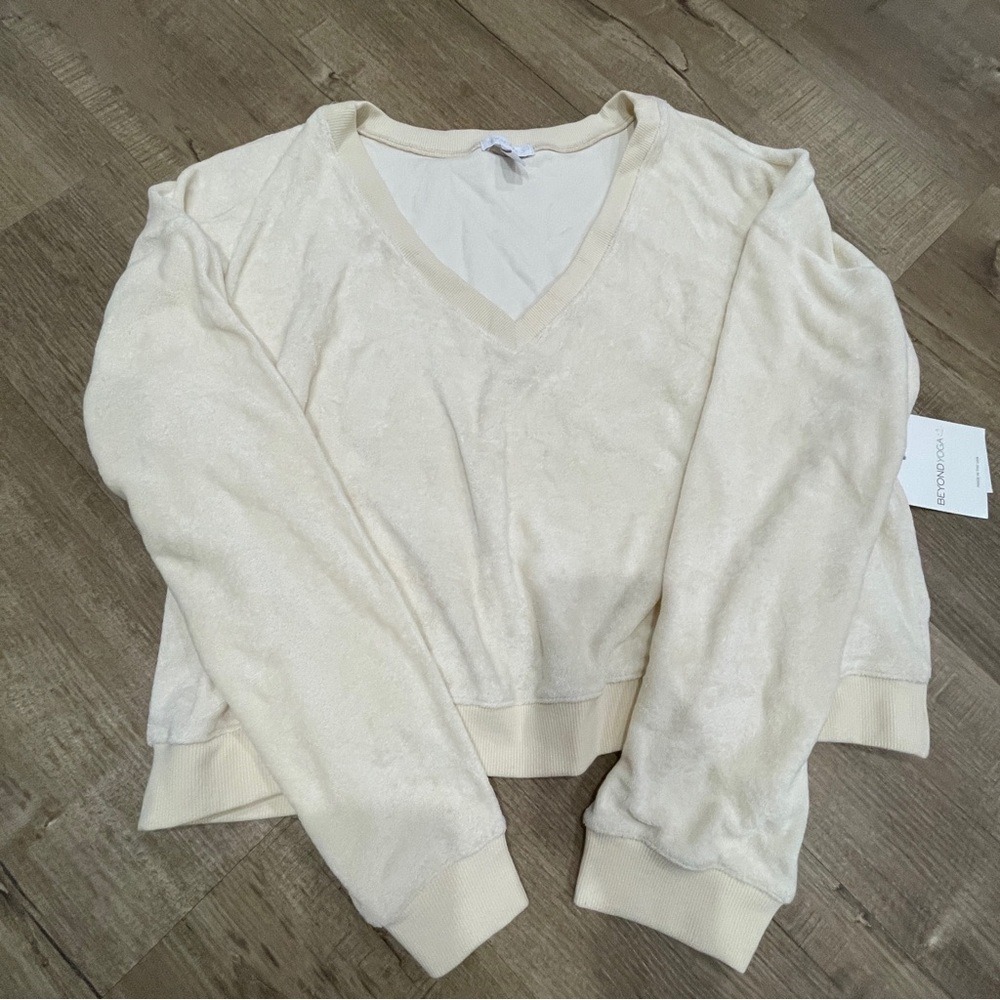 NEW Beyond Yoga Ivory Cream Terry V-Neck Cropped Sweatshirt‎ XL Pullover - Picture 5 of 7